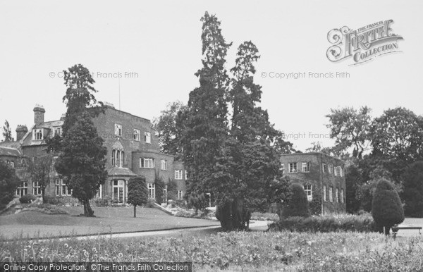 Photo of Twyford, Grove Hall c.1950