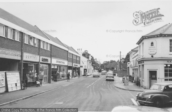 Photo of Twyford, High Street c.1969
