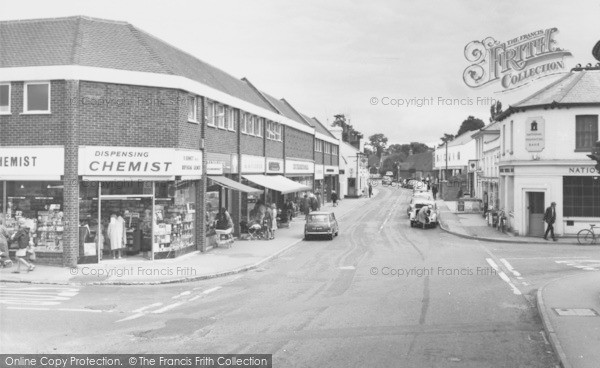 Photo of Twyford, London Road c.1969