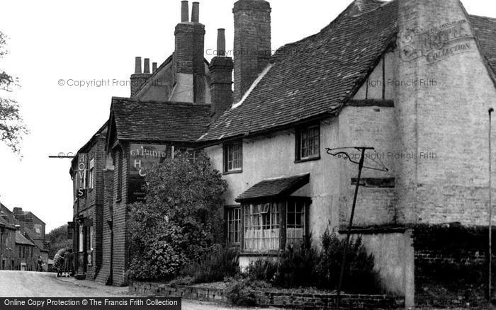 Photo of Twyford, Old House, High Street c.1955