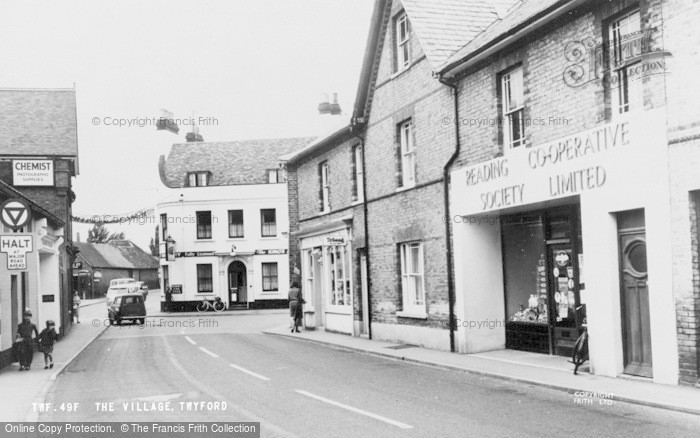 Photo of Twyford, The Village c.1965