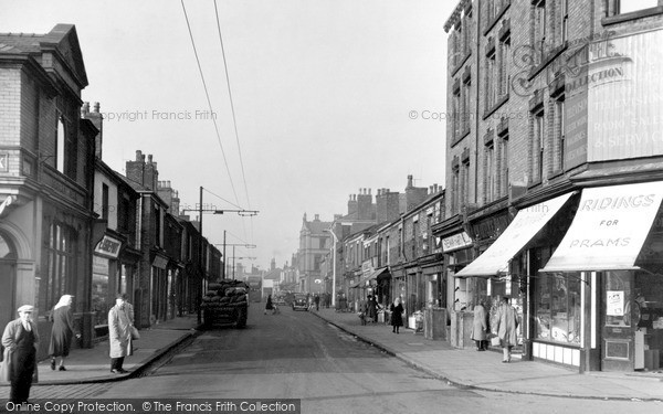 Photo of Tyldesley, Elliott Street 1950