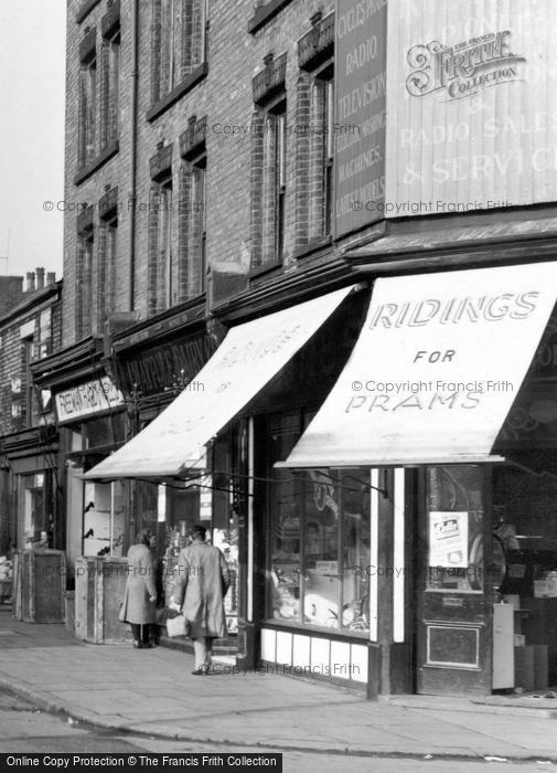 Photo of Tyldesley, Ridings Shop, Elliott Street 1950