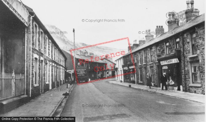 Photo of Tynewydd, Wyndham Street c.1960