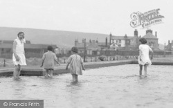 Children In The Paddling Pool c.1933, Tywyn