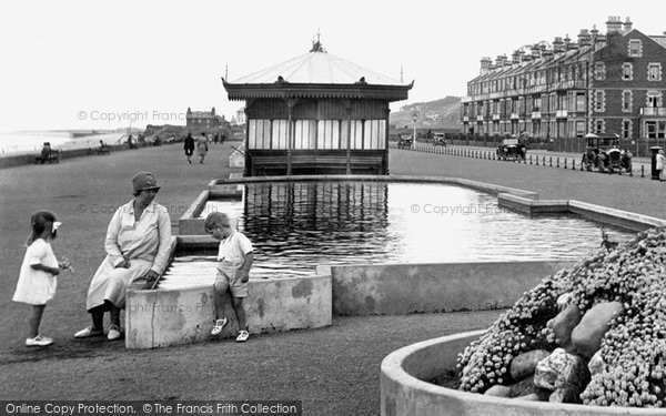 Photo of Tywyn, Mother And Children, The Seafront 1930