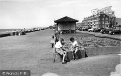 The Promenade c.1955, Tywyn