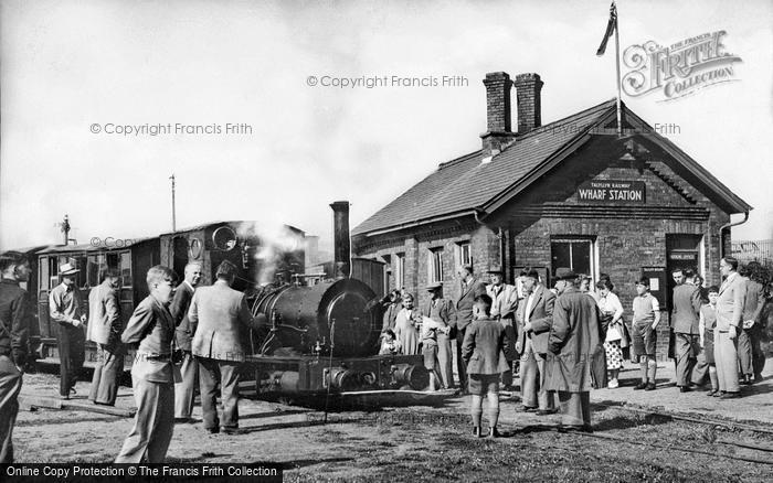Photo of Tywyn, Wharf Station c.1951