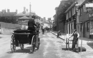 Carriage, High Street 1902, Uckfield