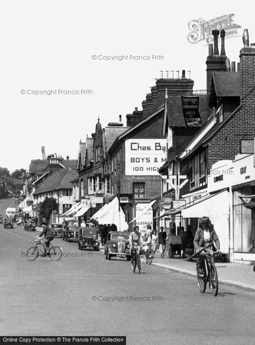 Photo of Uckfield, High Street, Cyclists c.1950