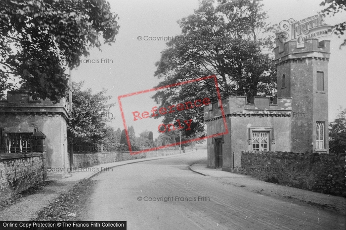 Photo of Ulverston, Bardsea Road, Old Toll Bar 1918