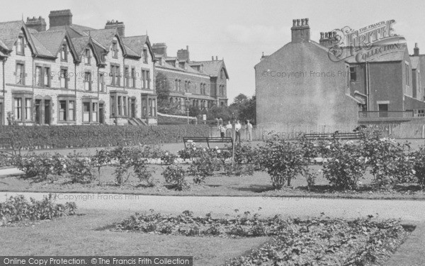 Photo of Ulverston, Lightburn Park c.1950 - Francis Frith