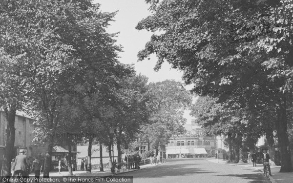 Photo of Ulverston, Victoria Road c.1950