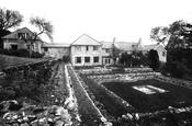 Harcombe House 1925, Uplyme