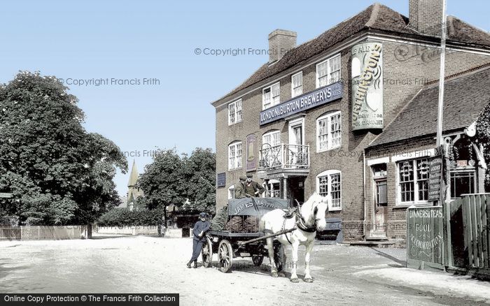 Photo of Upminster, The Bell 1908