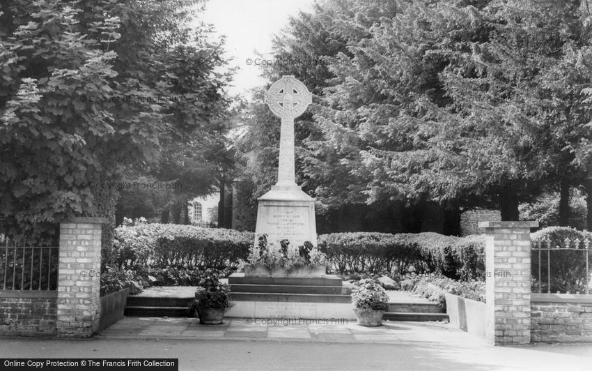 Upminster, the War Memorial c1965