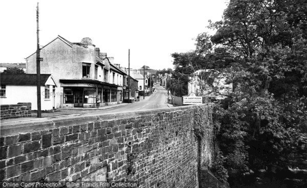 Photo of Upper Brynamman, Station Road c.1965