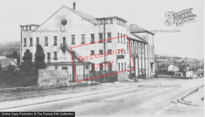 Photo of Upper Brynamman, Welfare Cinema c.1965