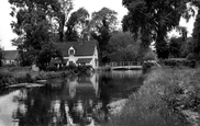 Fishing Cottage c.1955, Upper Clatford