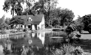 Fishing Cottage c.1960, Upper Clatford