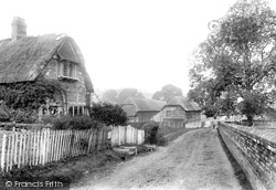 The Village 1907, Upper Froyle