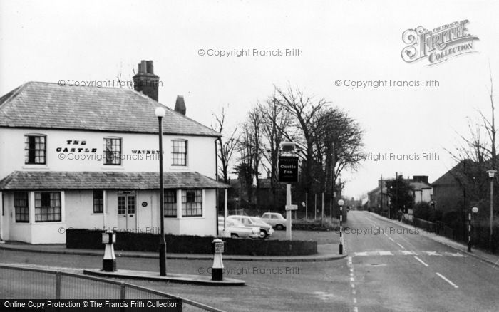 Photo of Upper Hale, The Castle Inn, Upper Hale Road c.1960