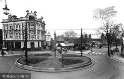 Crystal Palace Roundabout c.1955, Upper Norwood