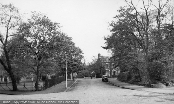 Photo of Upper Norwood, Dulwich Wood Avenue c.1955
