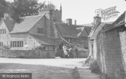 The Square c.1960, Upper Slaughter