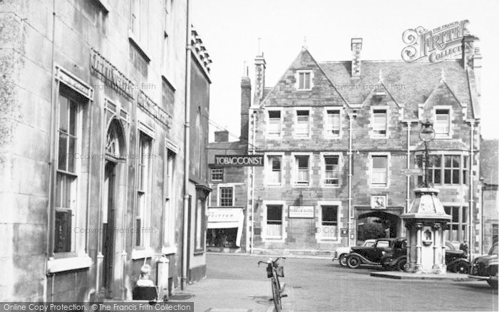 Photo of Uppingham, Falcon Hotel c.1960