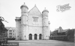 School Hall 1927, Uppingham