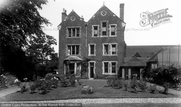 Photo of Uppingham, School, West Deyne c.1955