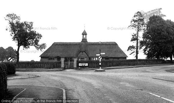 Photo of Uppingham, The Cross Roads c.1955