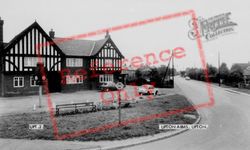 The Upton Arms c.1965, Upton