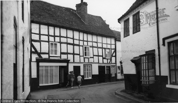 Photo of Upton Upon Severn, Court Road c.1960