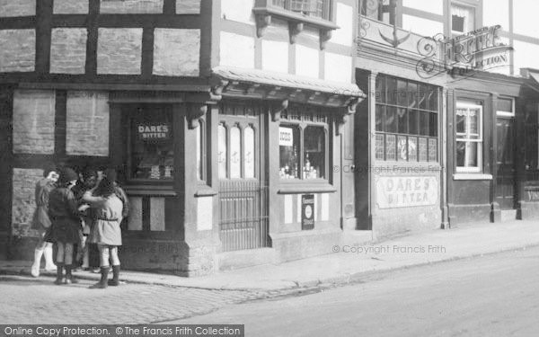 Photo of Upton Upon Severn, High Street, Ye Olde Anchor 1931