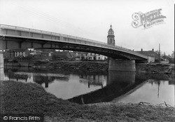 The New Bridge c.1955, Upton Upon Severn