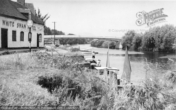 Photo of Upton Upon Severn, The River c.1960