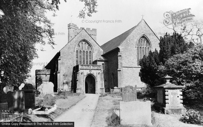 Photo of Usk, St Mary's Church c.1955