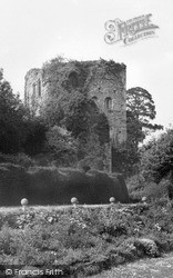 The Castle c.1955, Usk