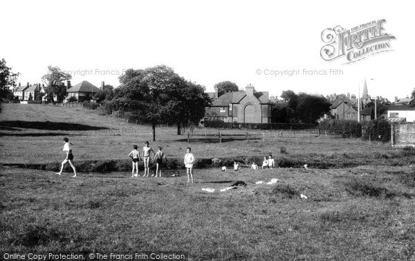 Photo of Uttoxeter, By The Hockley Brook c.1955