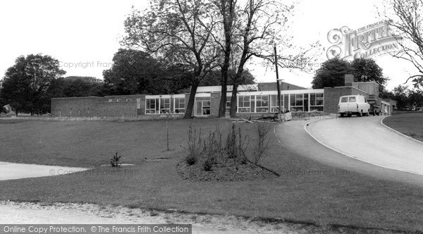 Photo of Uttoxeter, Picknalls School c.1965
