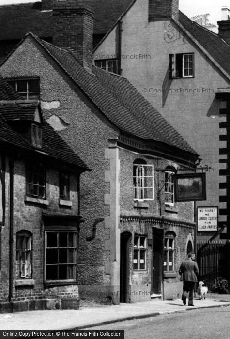 Photo of Uttoxeter, The Coach And Horses c.1955