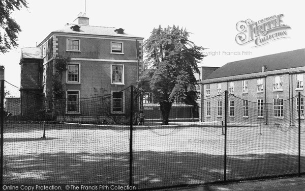 Photo of Uttoxeter, The Girls' High School c.1955