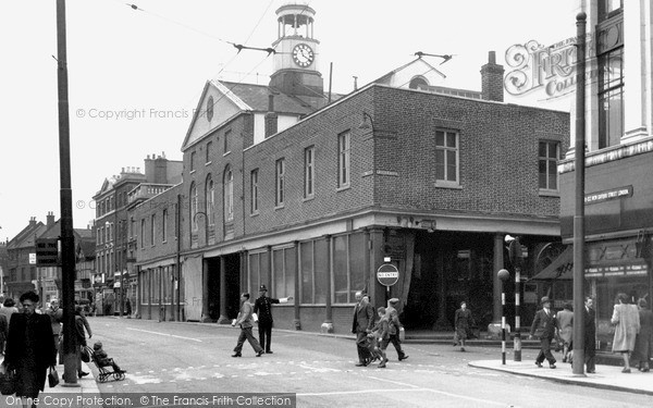 Photo of Uxbridge, Old Market Hall c1950