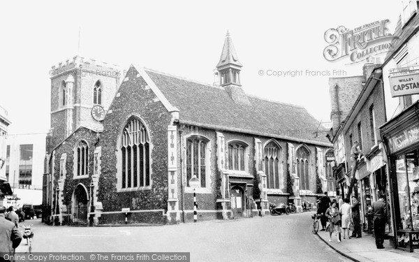 Photo of Uxbridge, St Margaret's Church c.1960