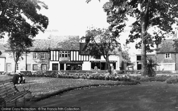 Photo of Uxbridge, the Gardens, Cross Street  c1950