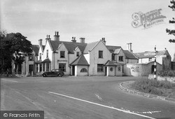 The Valley Hotel 1949, Valley