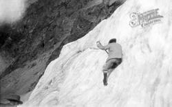 Climbing The Glacier c.1880, Valnontey