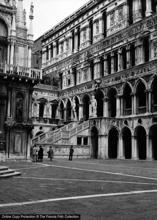 Photo of Venice, Doge's Palace 1938